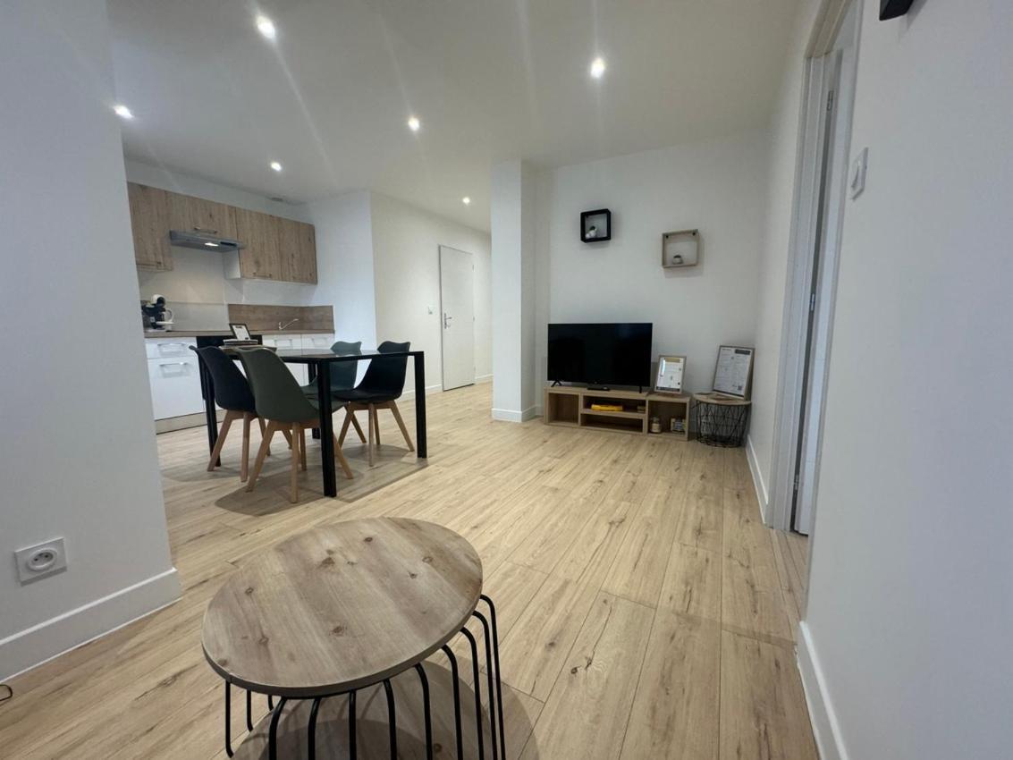 Le Clos Des Voyageurs - By Primo C0nciergerie Apartment Sennecey-le-Grand